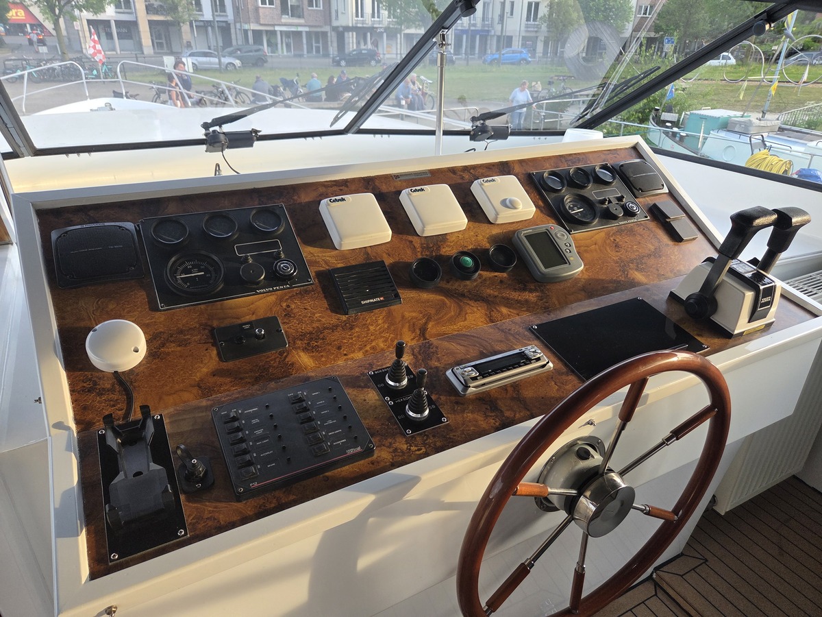 foto: 37 Valk Continental 1500 Cabrio