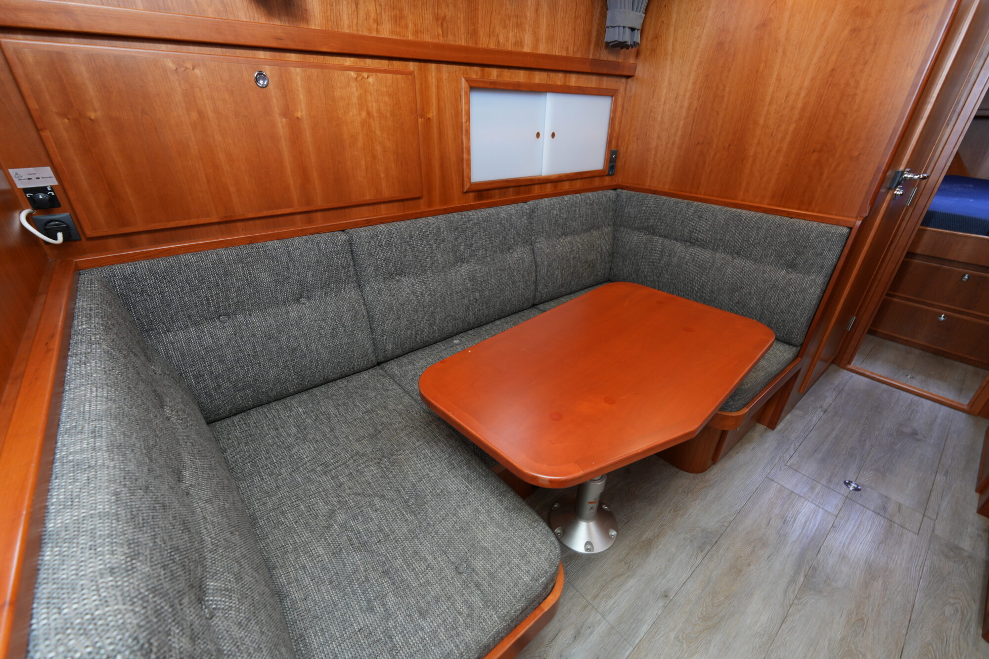 foto: 47 Jetten Jetten 38 Cabrio