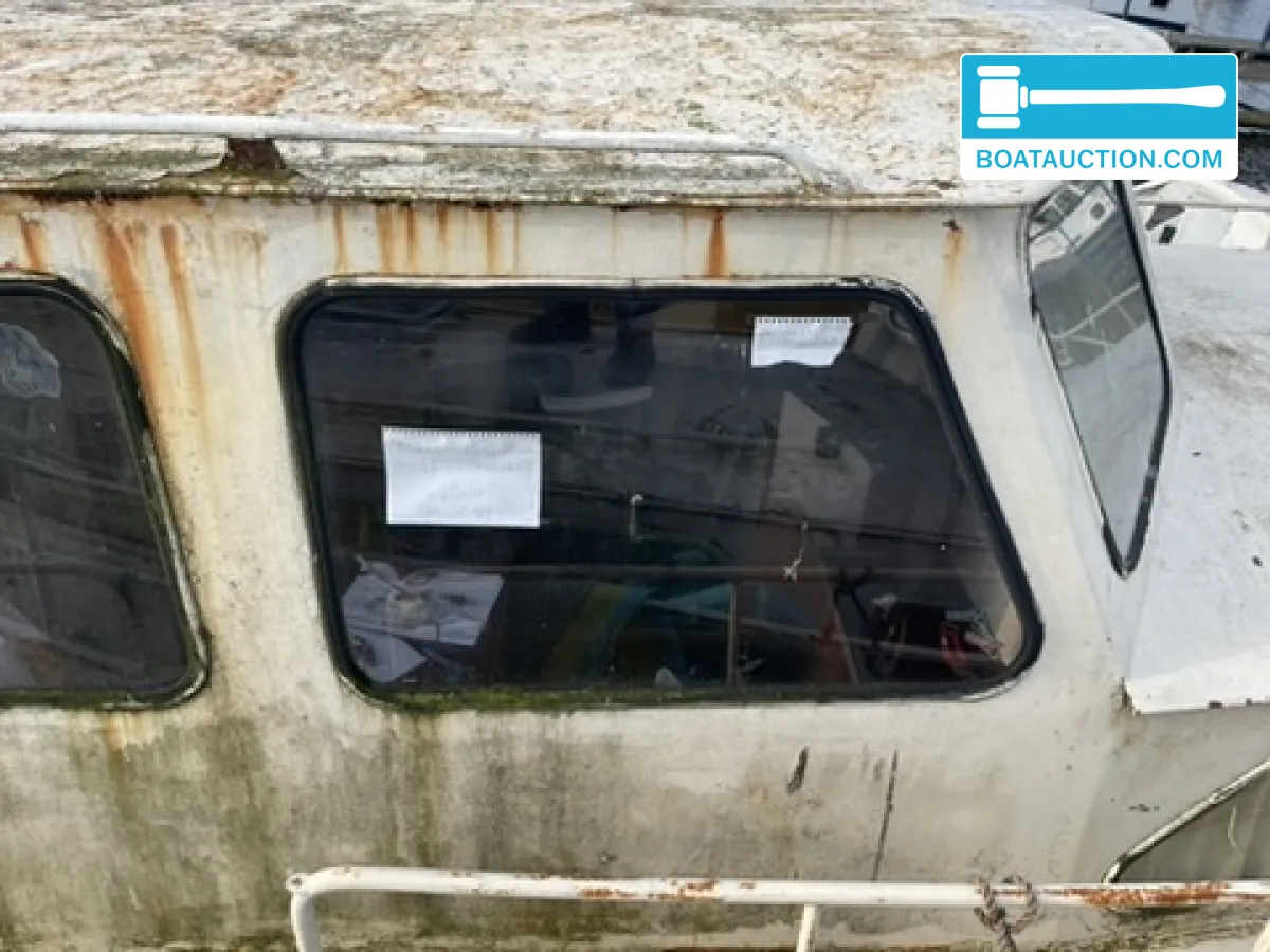 foto: 10 Motorboat 800