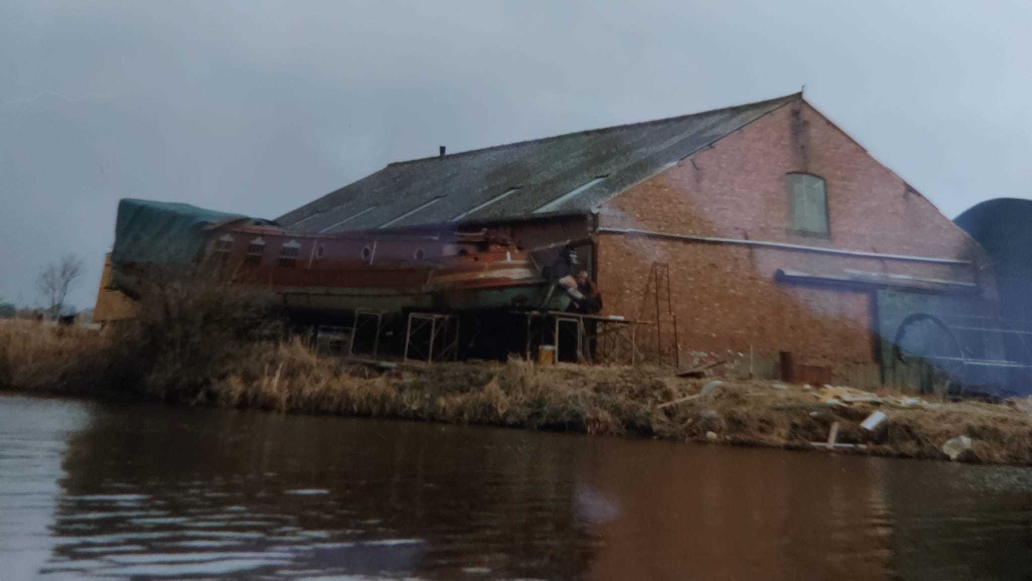 foto: 104 Motorplatbodem Varend Woonschip