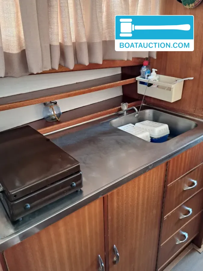 foto: 14 Motorboat 830