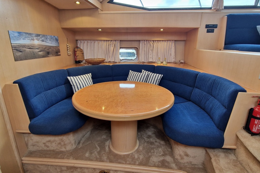 foto: 76 Valk Vitesse 48