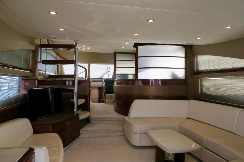 foto: 50 Princess 67