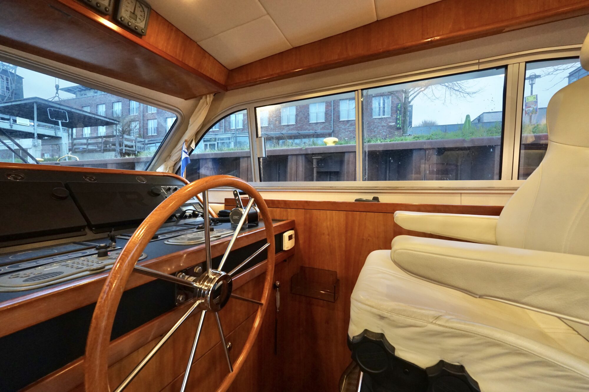 foto: 93 Van der Heijden Van der Heijden 17.00 Dynamic Deluxe VS