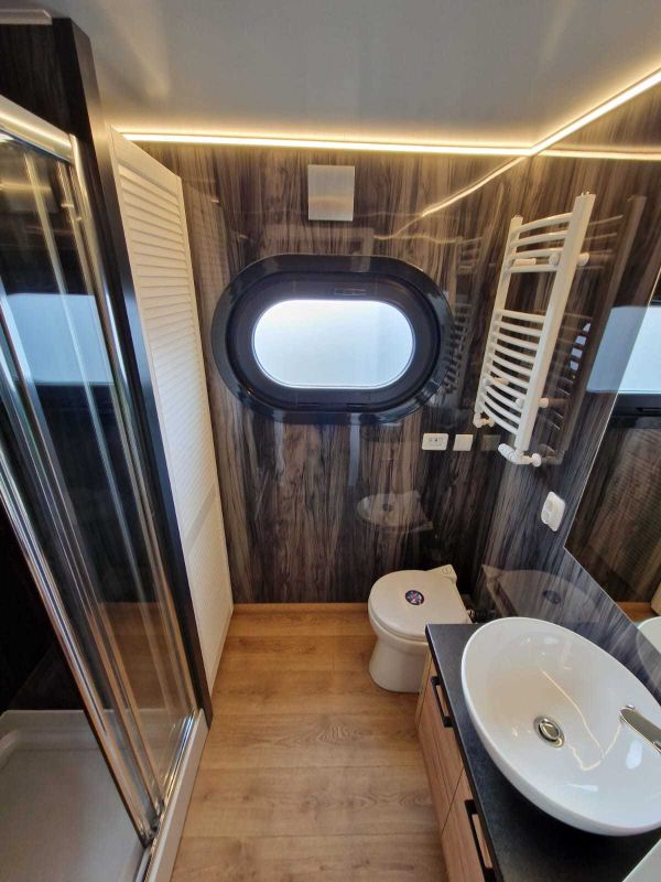 Per Direct Complete Campi 400 Houseboat