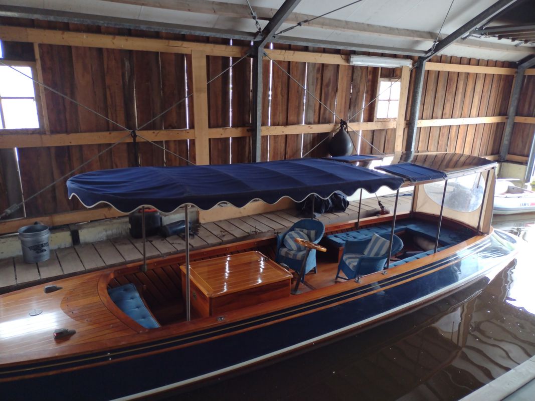 Custom Notarisboot Thames Beavertail 9.65 foto: 9