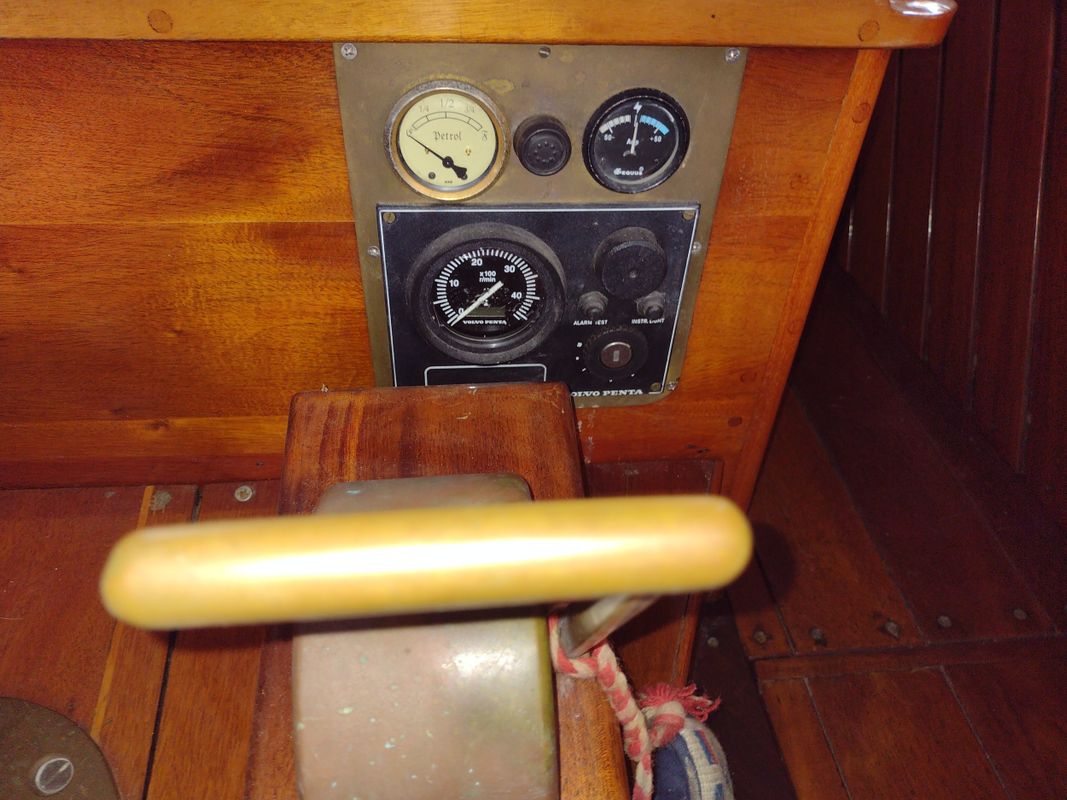 Custom Notarisboot Thames Beavertail 9.65 foto: 11