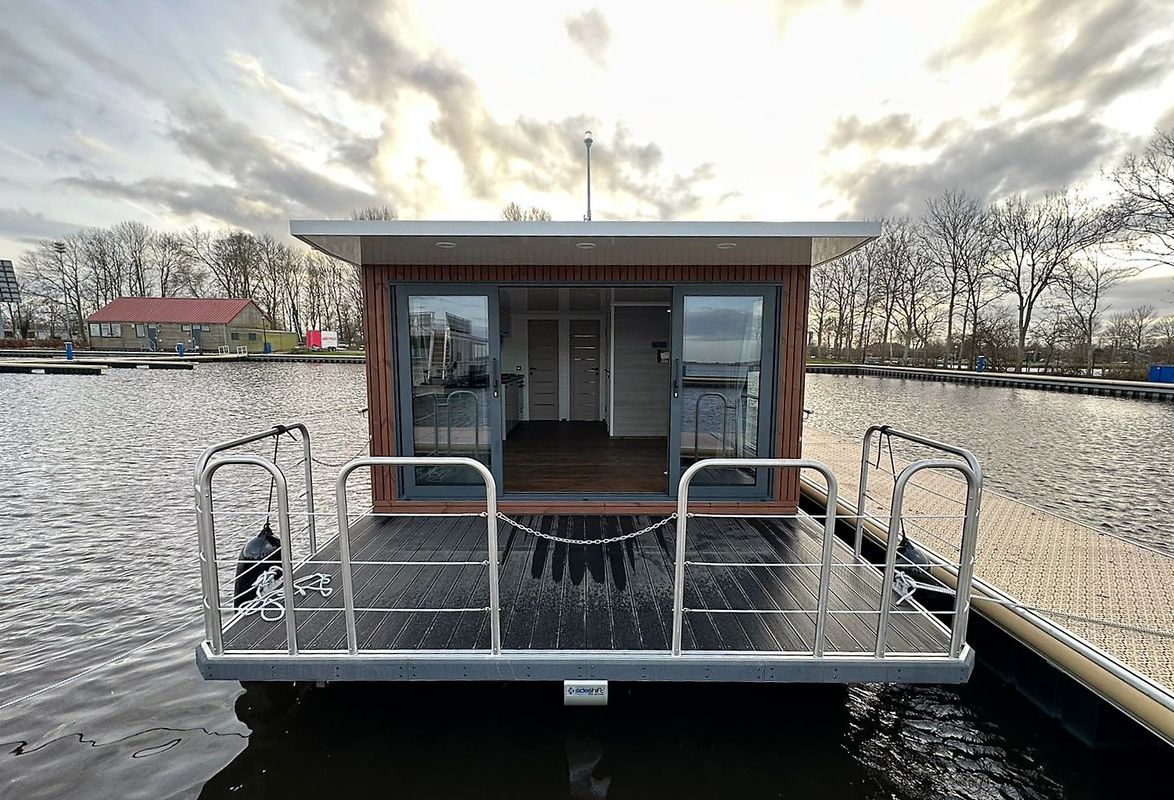Nordic 40 Met Ligplaats NS 40 Eco 36m2 Houseboat foto: 34
