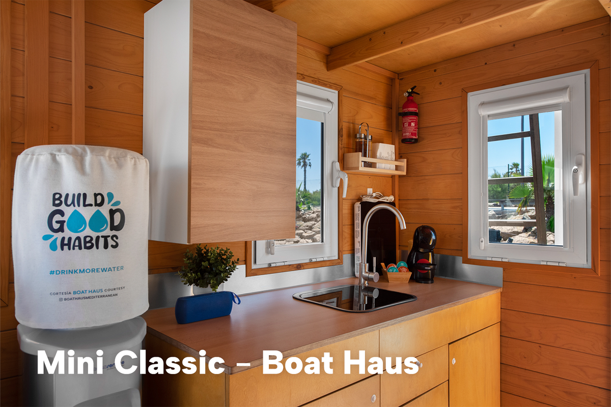 Boat Haus Mediterranean 6x3 Classic Houseboat
