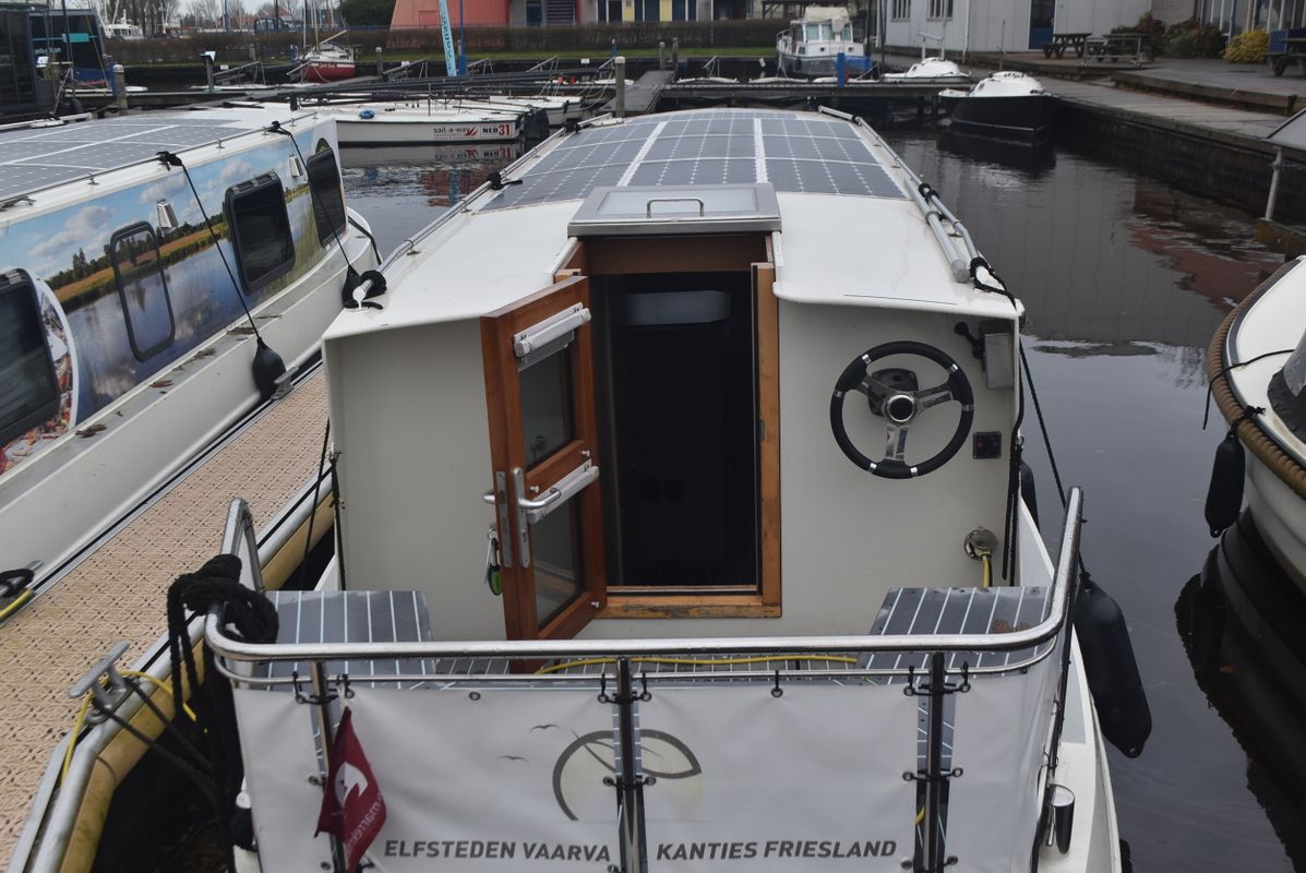 Houseboat Hybride /Electrisch Varend 9.50 foto: 53